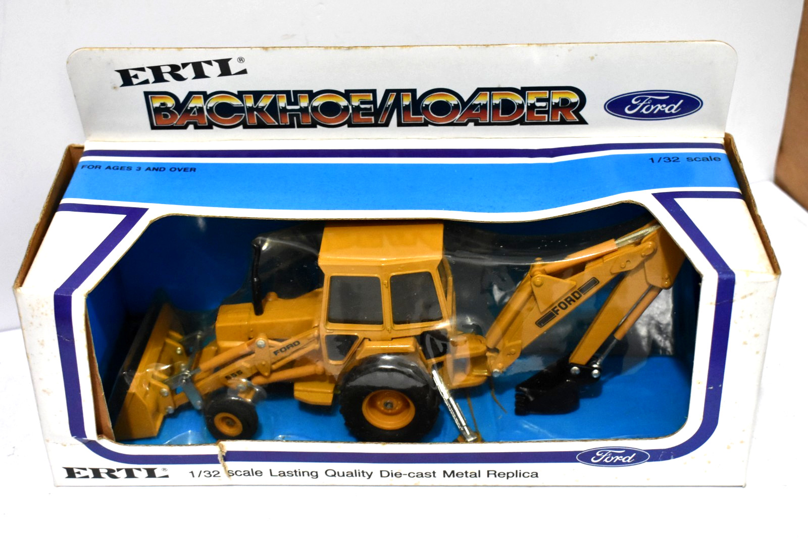 NEW VTG 1/32 Ertl Ford 555A Backhoe/Loader Die-cast Metal Replica #1456