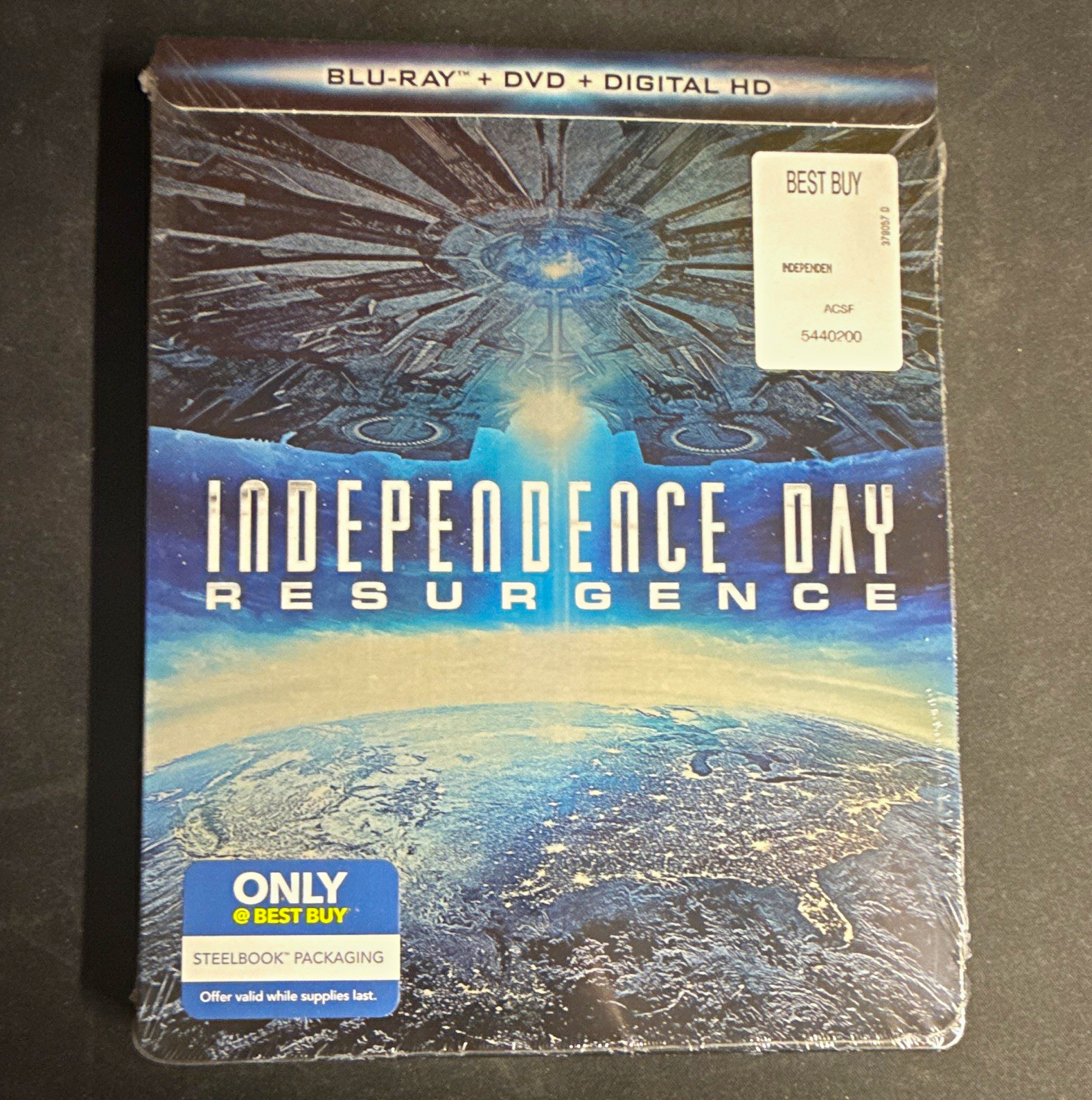 20th Century Fox Independence Day: Resurgence Blu-ray/DVD Steelbook PG-13 20th Century Fox Independence Day: Resurgence Blu-ray/DVD Steelbook PG-13