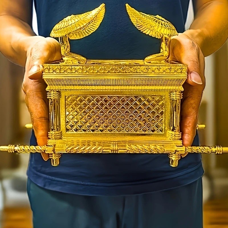 1pc Metal Statue Ark of the Covenant Jewish Ark Jerusalem Religious Belief Home