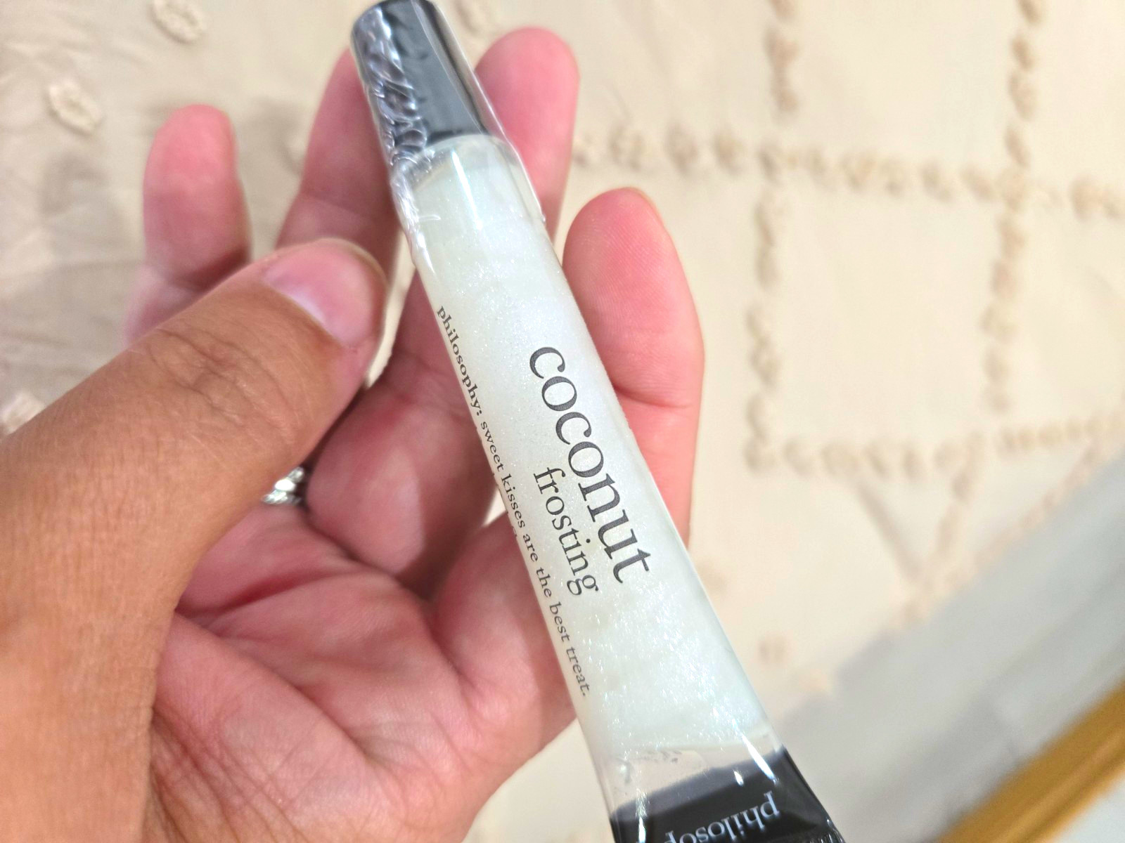 philosophy Coconut Frosting Lip Gloss Clear Shimmer Shine Liquid 0.4 fl oz