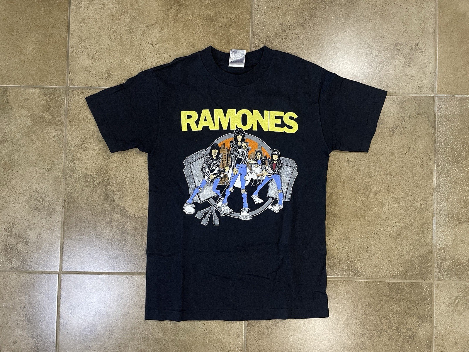 Vintage Ramones Road To Ruin Shirt Men’s Sz S Black Chaser Tag 1999 90’s 2000’s