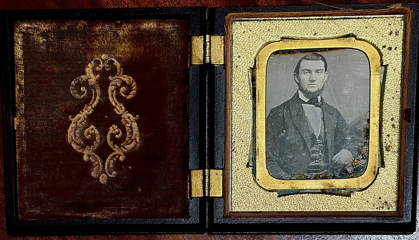 Daguerreotype of a Handsome Bearded Man 6th Plate Critchlow Case Some Wipes