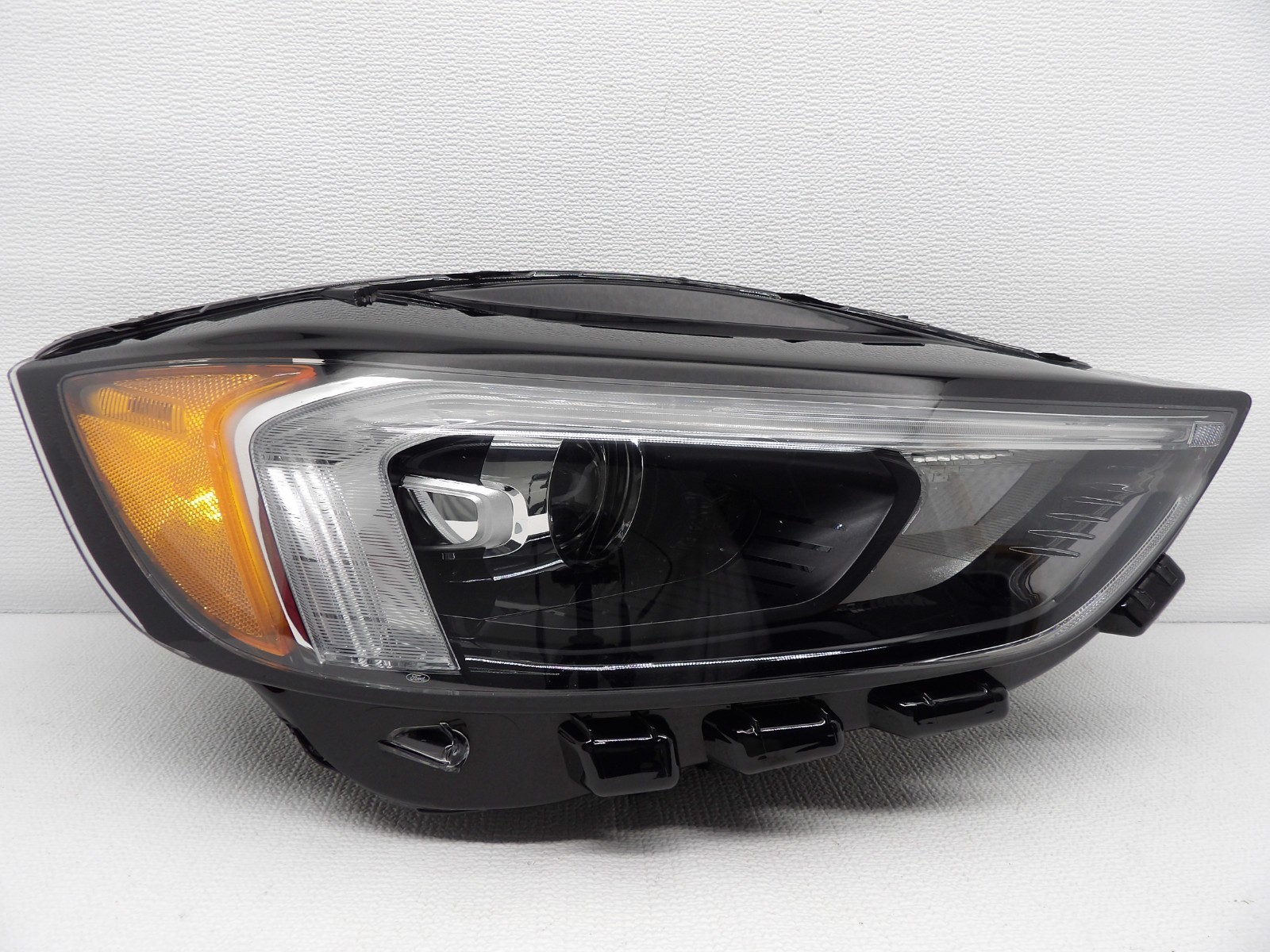 2019-2024 Ford Edge Sport LED w/DRL w/Hal Turn Sign Headlight Right/Passenger OE 2019-2024 Ford Edge Sport LED w/DRL w/Hal Turn Sign Headlight Right/Passenger OE