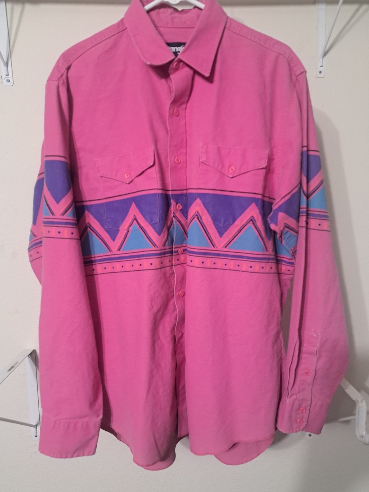 Vtg Wrangler Brushpopper Shirt Mens 17-36 Pink Aztec Western X Long Tails USA Vtg Wrangler Brushpopper Shirt Mens 17-36 Pink Aztec Western X Long Tails USA