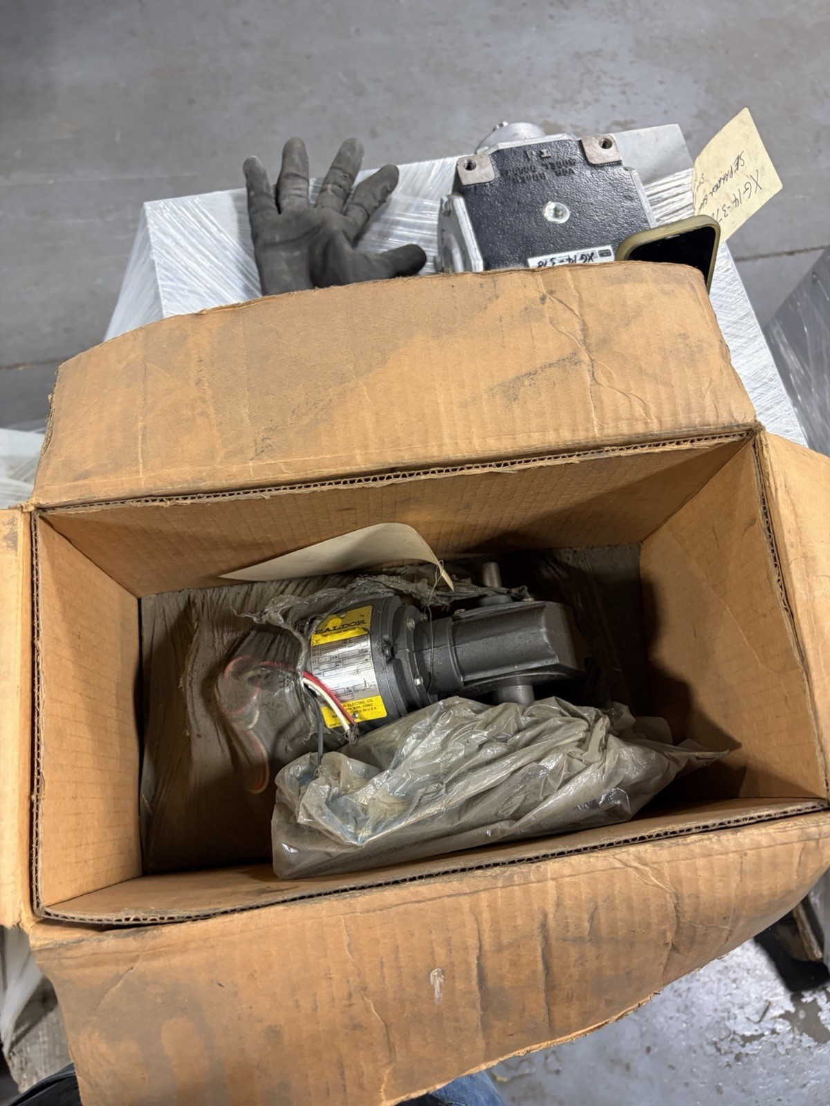 NEW BALDOR GC9322 GEAR MOTOR 1/12HP