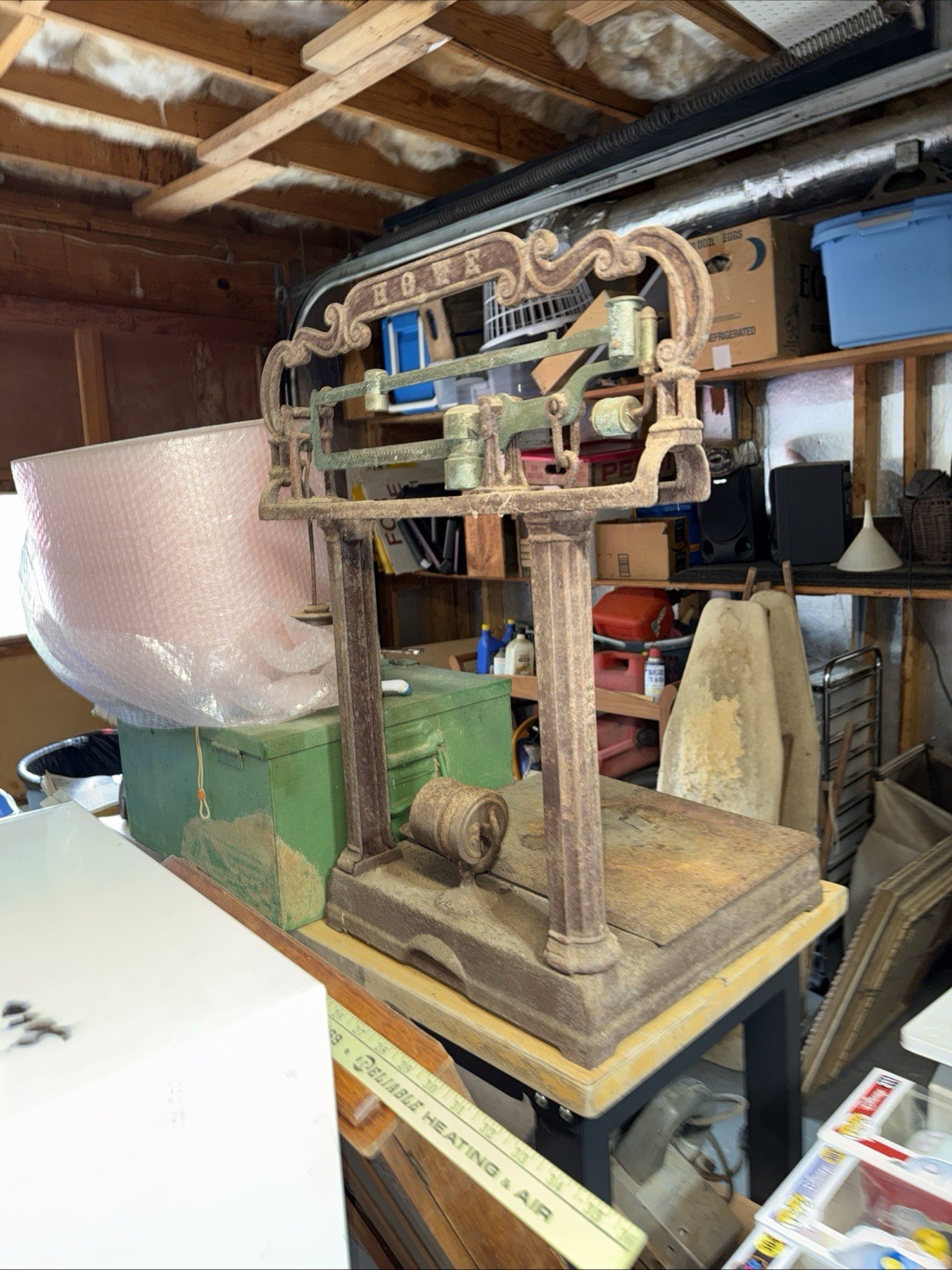 Antique Howe Country Store Scale