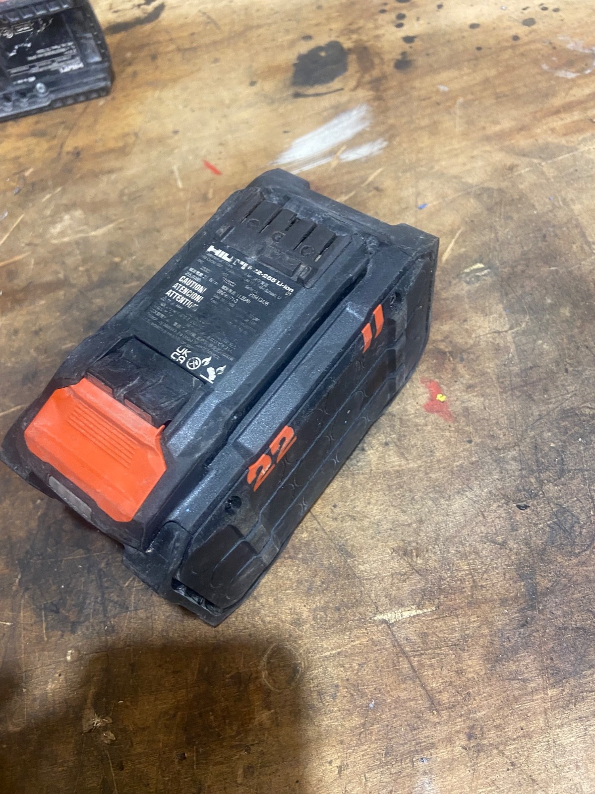 Hilti B22-255 Nuron 22V Heavy Duty Battery Pack Hilti B22-255 Nuron 22V Heavy Duty Battery Pack
