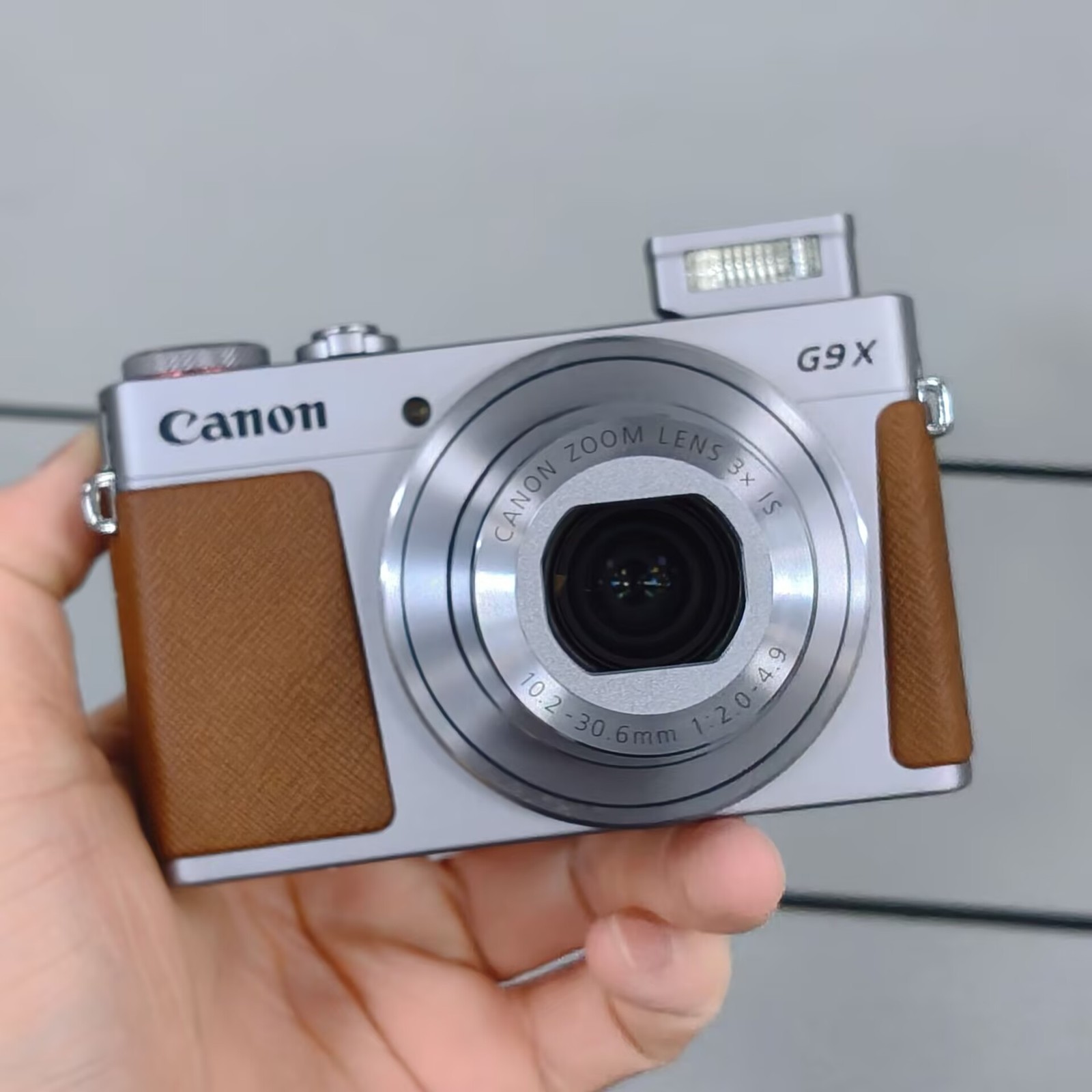 95%new Canon PowerShot G9X G9XM1 Digital Camera 20.1 MP with 3X Zoom English