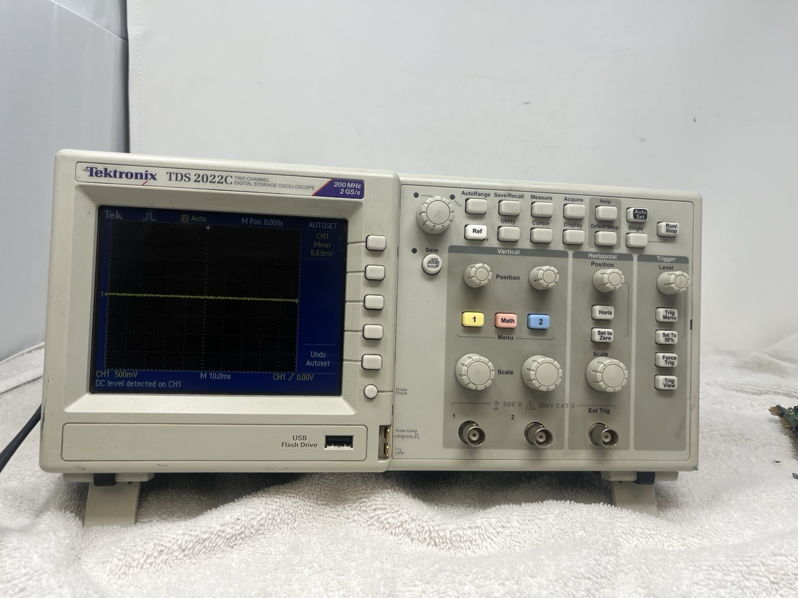 Tektronix TDS2022C 200 MHz 2 Channel Digital Storage Oscilloscope