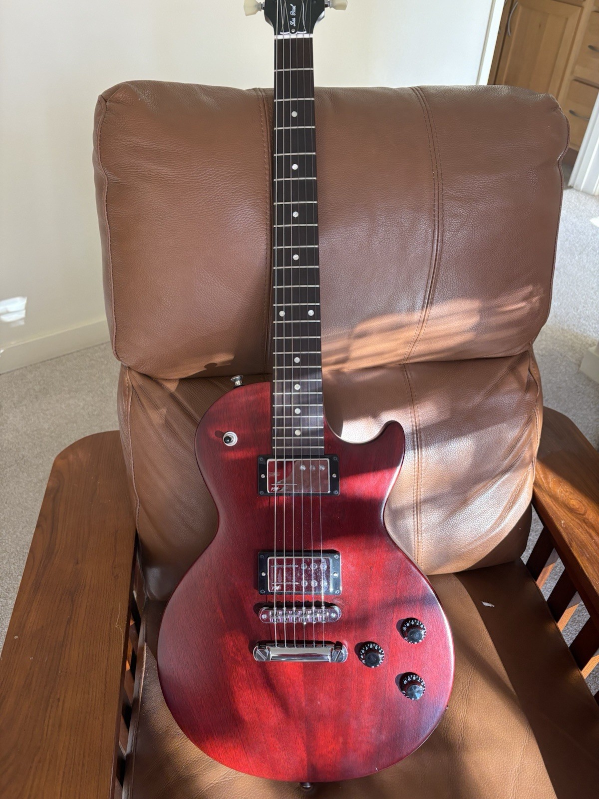 Mint 2013 Gibson Les Paul Studio Mint 2013 Gibson Les Paul Studio