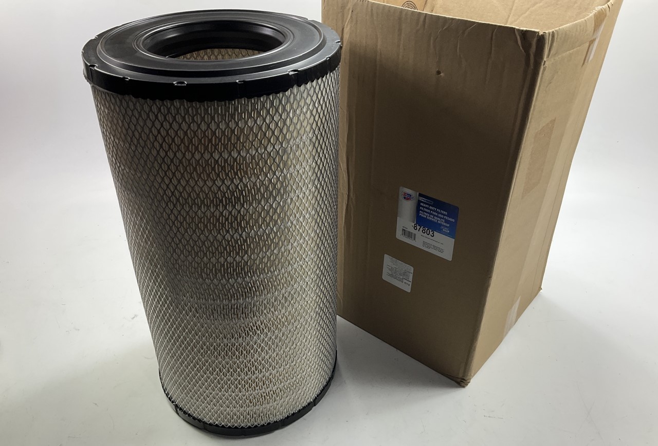 Carquest 87803 Air Filter Replaces: 42803 2803 LAF8669 AF25756 RS3744 142-1339