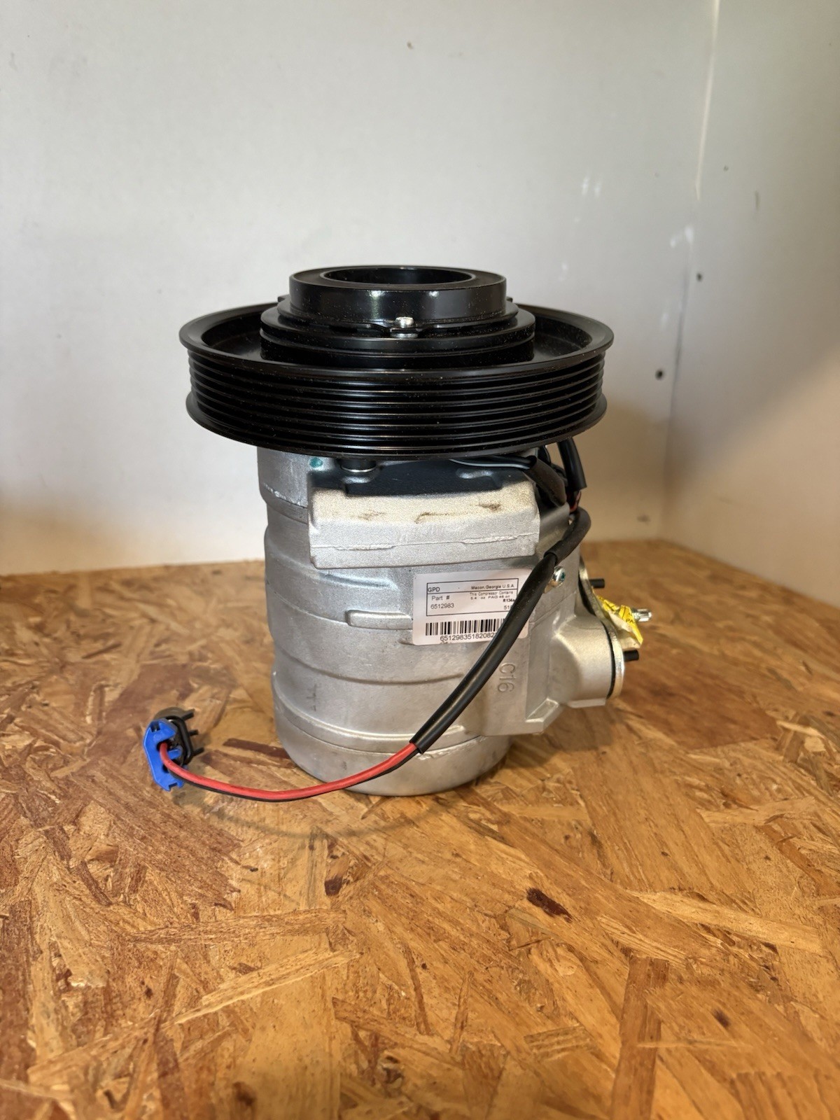 Genuine GLOBAL PARTS DISTRIBUTORS gpd Compressor New 6512983 6512983