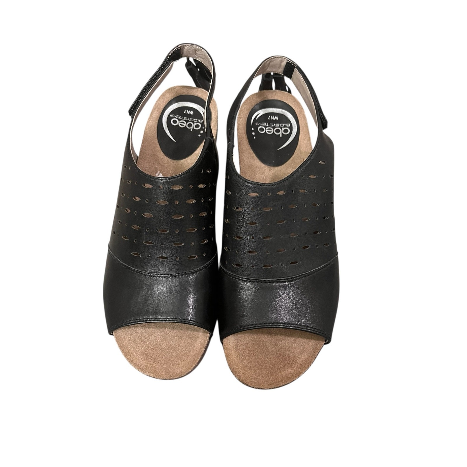 ABEO B.I.O. System Berrie Perforated Leather Slingback Block Heel Sandal Size 7 ABEO B.I.O. System Berrie Perforated Leather Slingback Block Heel Sandal Size 7