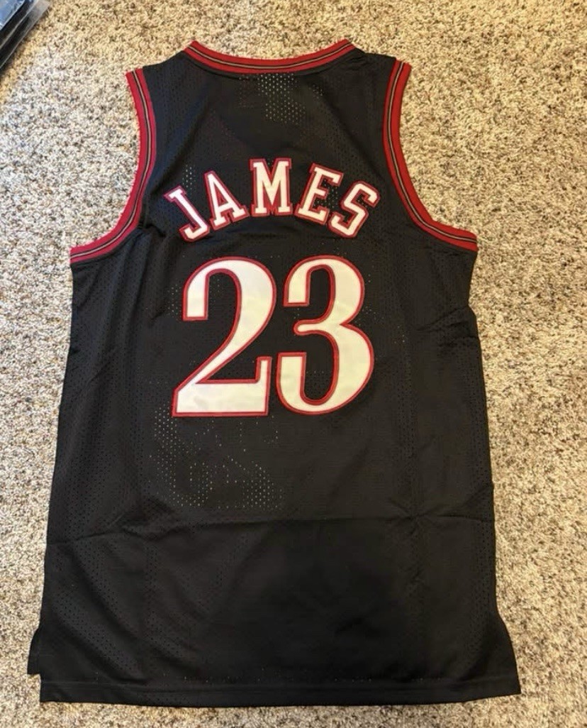 NWT M & Ness Hardwood Classics LeBron James Sixers 76ers Jersey Large