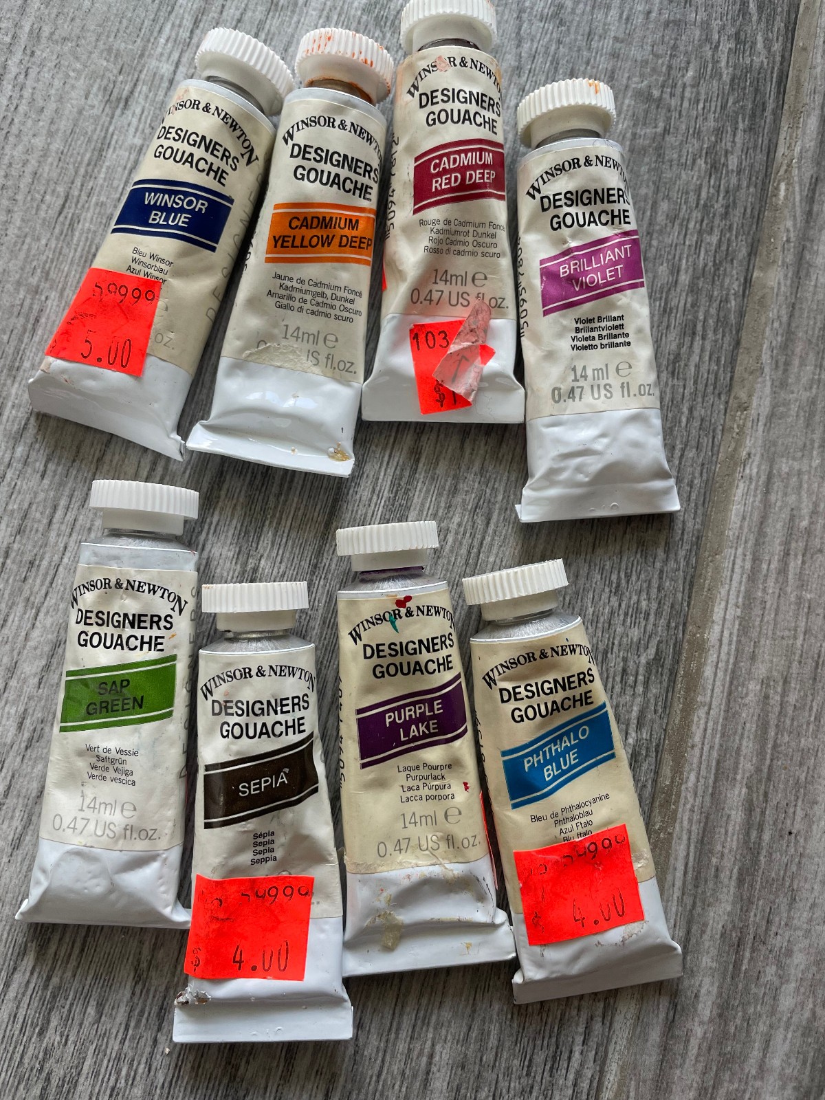 Winsor & Newton Designers\' Gouache 8 tubes Vintage still plyable Winsor & Newton Designers\' Gouache 8 tubes Vintage still plyable