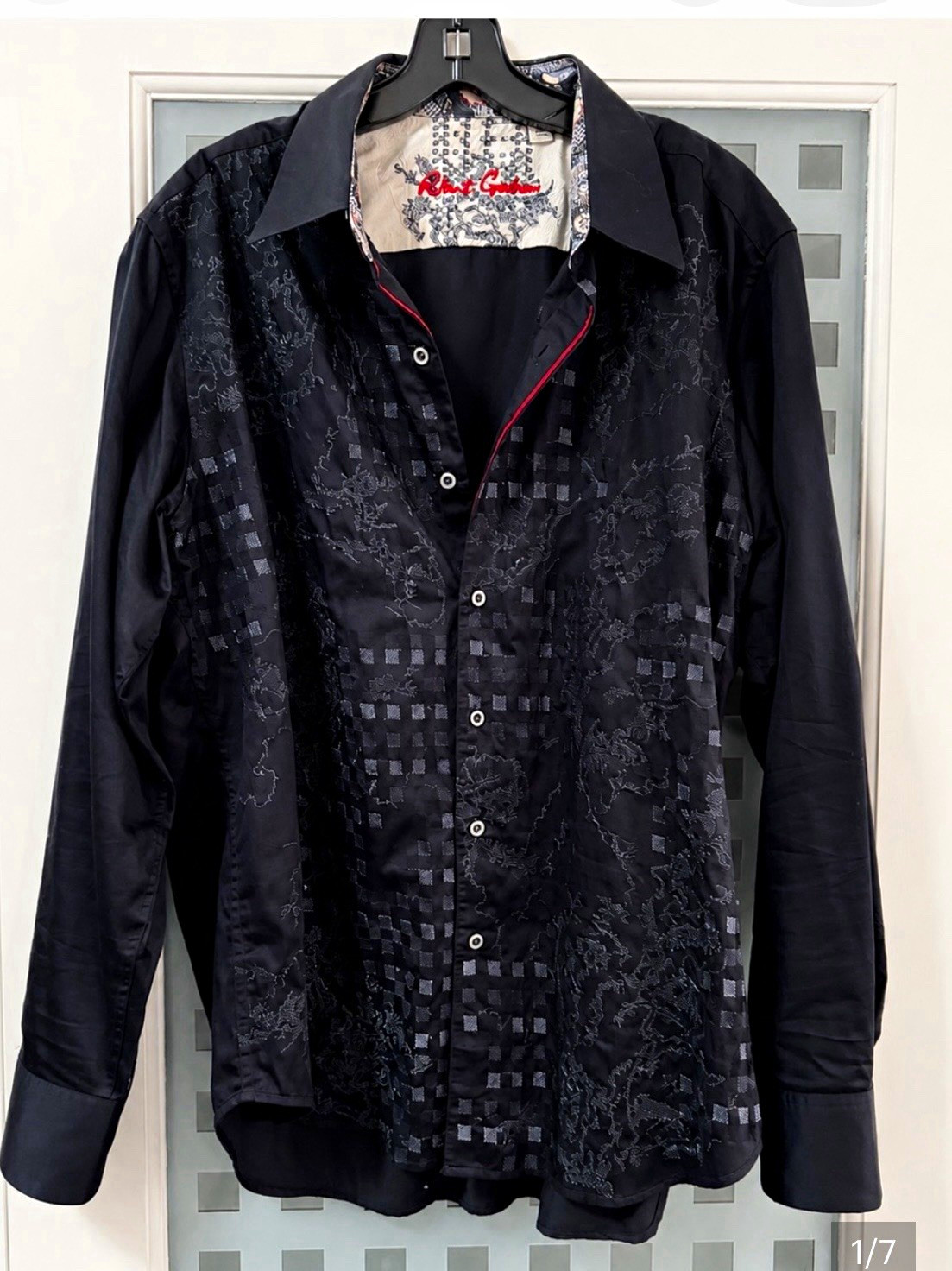 Robert Graham Classic Fit XL Long Sleeve Black Geometric Cotton Button-Up Robert Graham Classic Fit XL Long Sleeve Black Geometric Cotton Button-Up