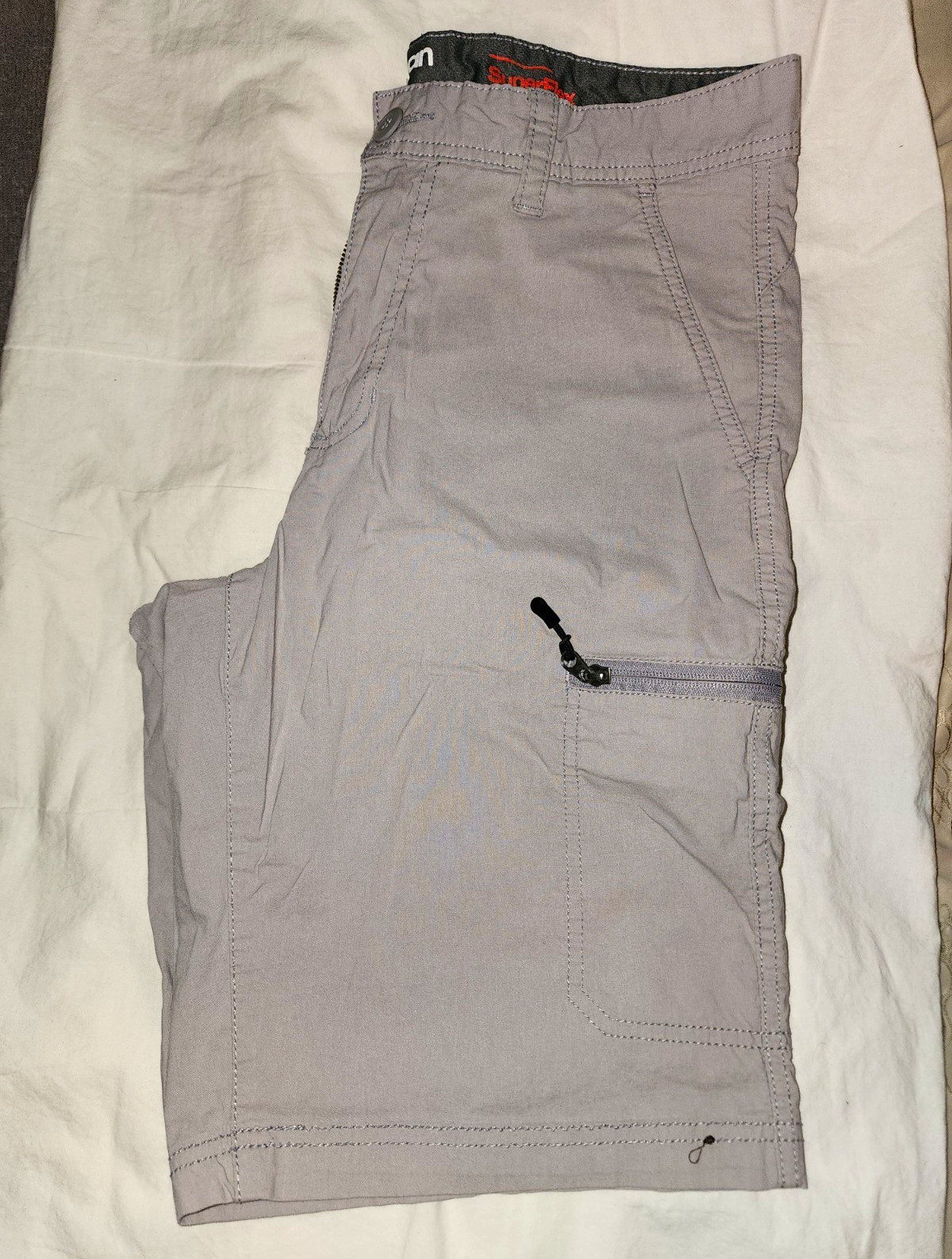 Rip Curl Men\'s Gray Cotton Cargo Shorts Zip Closure Zip Pocket Flat Front