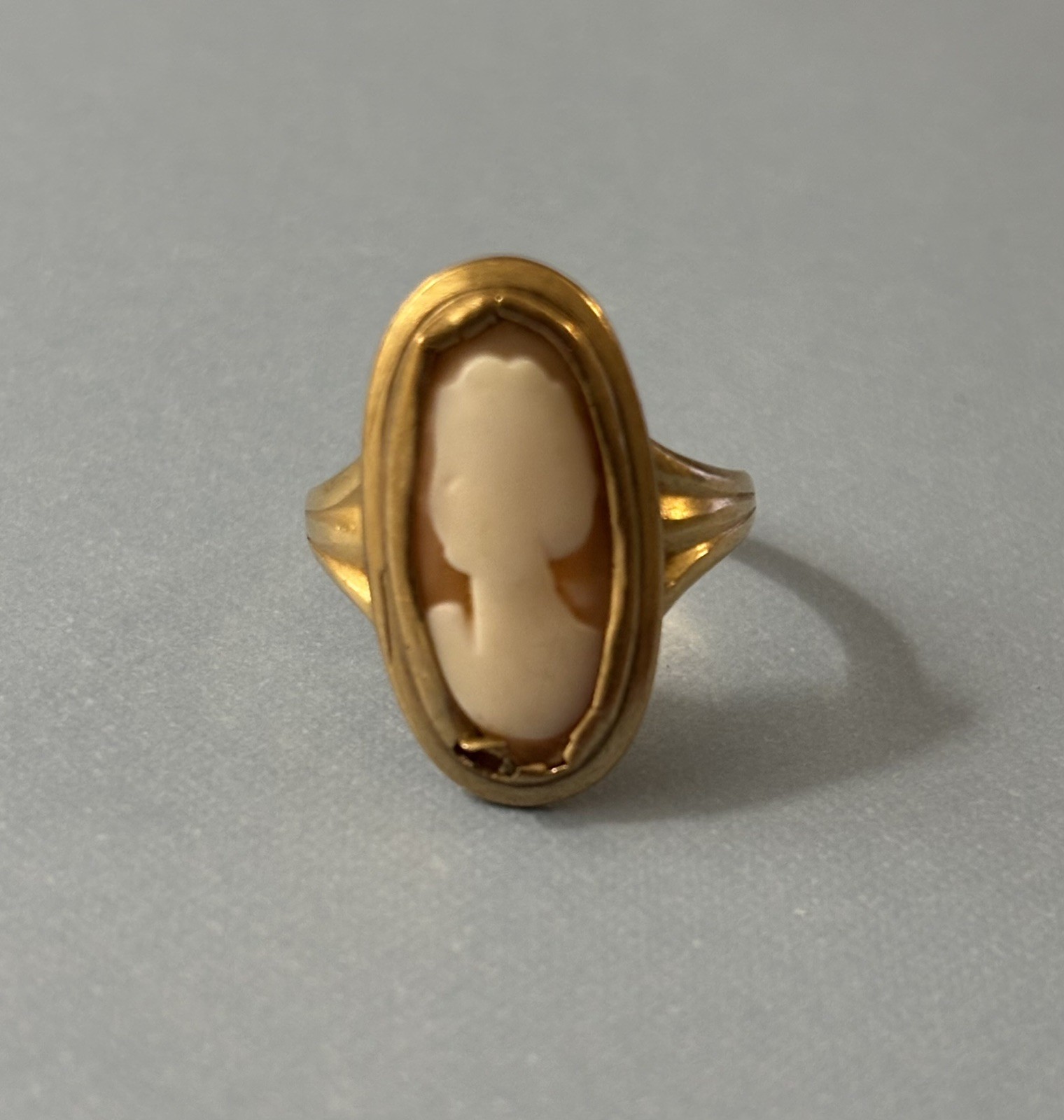 Vintage 14K Yellow Gold Carved Shell Cameo Ring Size 5.75 2.81g Estate Jewelry Vintage 14K Yellow Gold Carved Shell Cameo Ring Size 5.75 2.81g Estate Jewelry