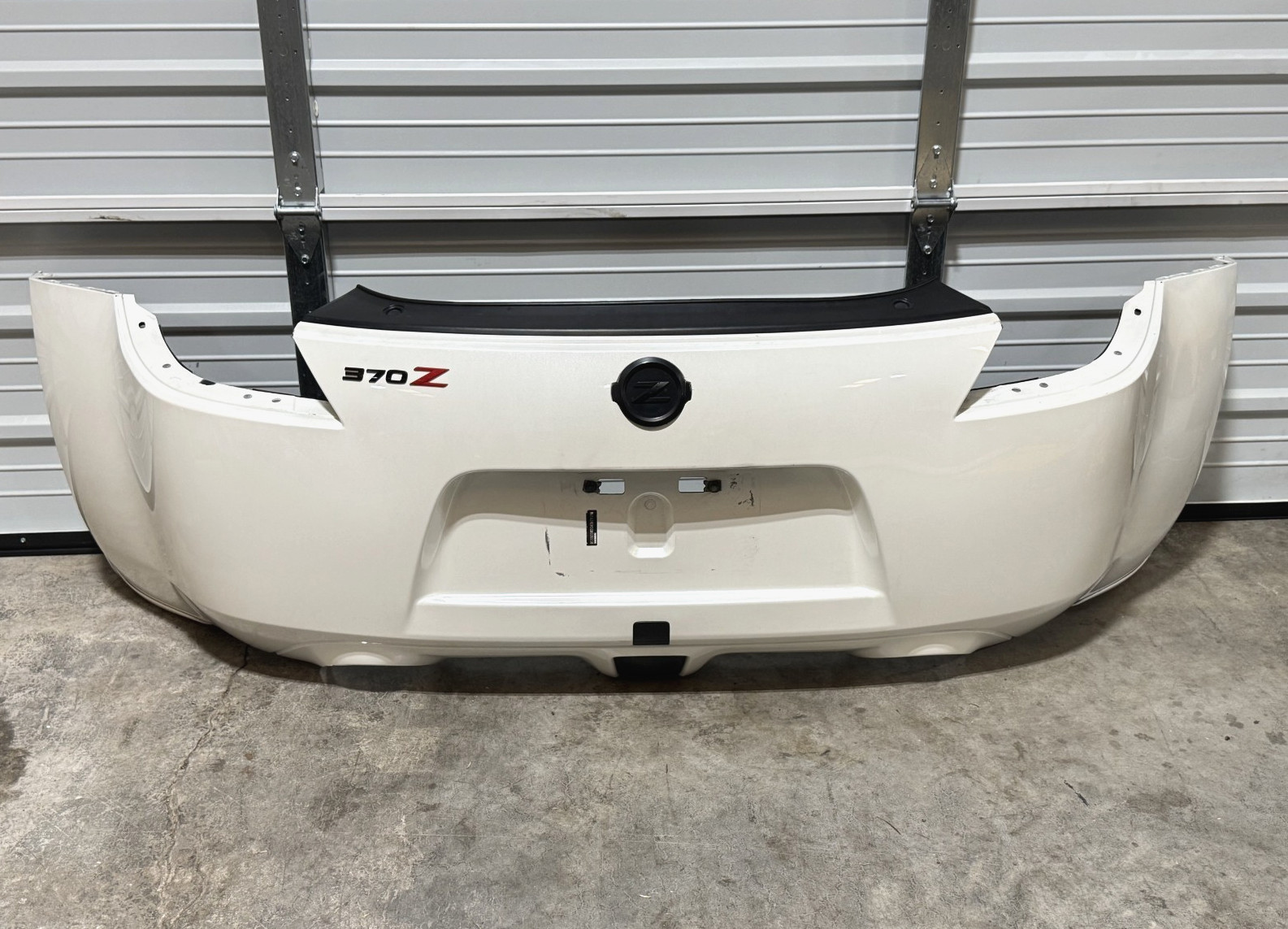 2009-2020 Nissan 370z Rear Bumper Cover Panel White PO59 OEM