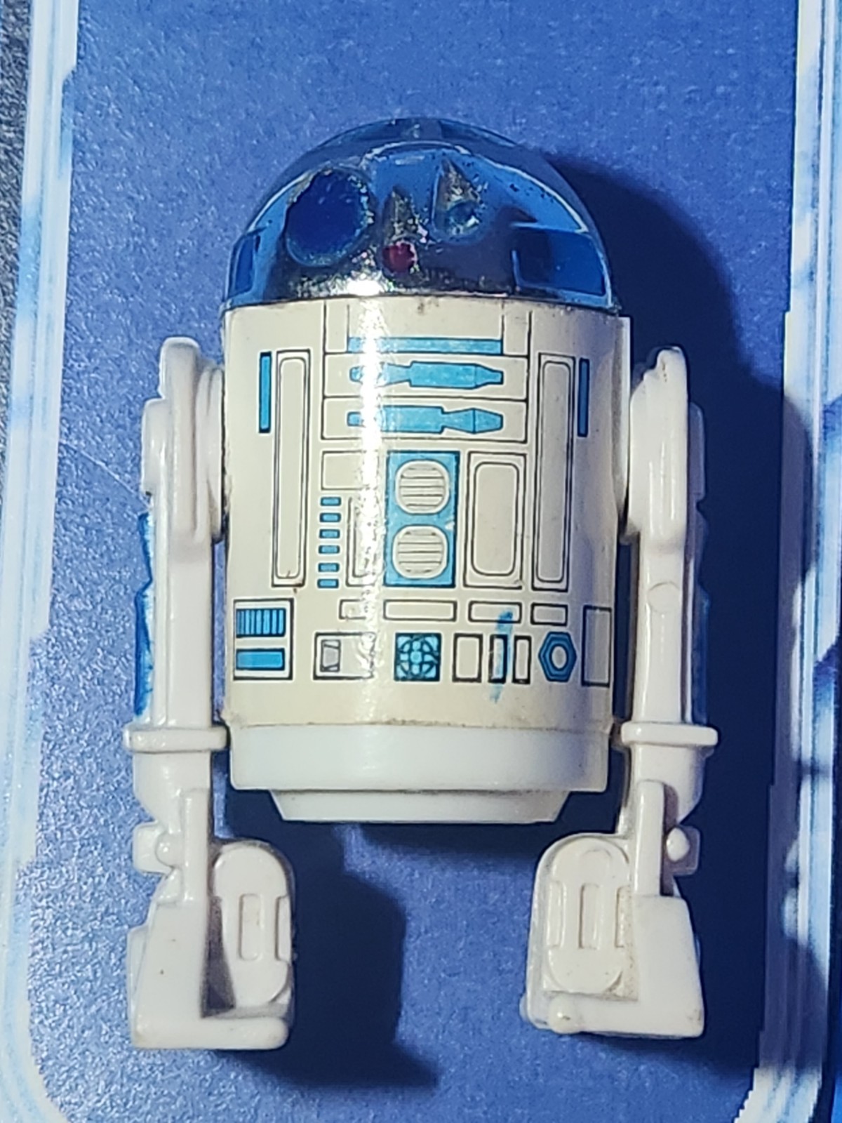 Vintage 1977 Star Wars Action Figure: R2-D2  with shiny dome and good sticker