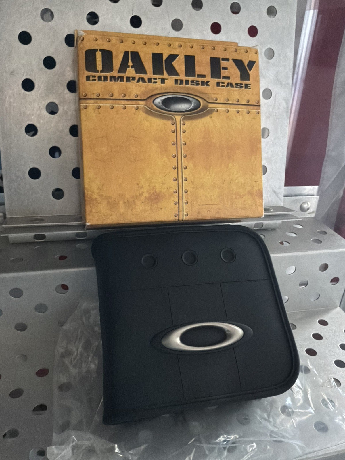 Rare Vintage Oakley Compact Disk CD Case-NEW (Metal Display not included)