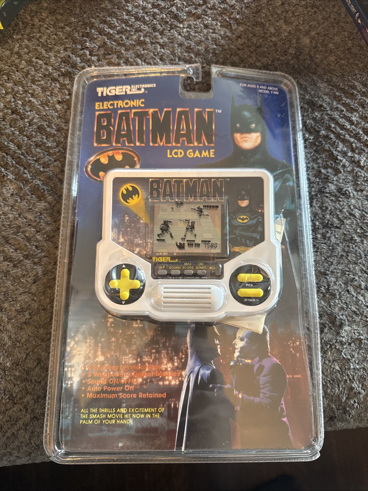 Vintage 1989 Tiger Electronic Batman LCD Video Game Handheld New Opened Package Vintage 1989 Tiger Electronic Batman LCD Video Game Handheld New Opened Package