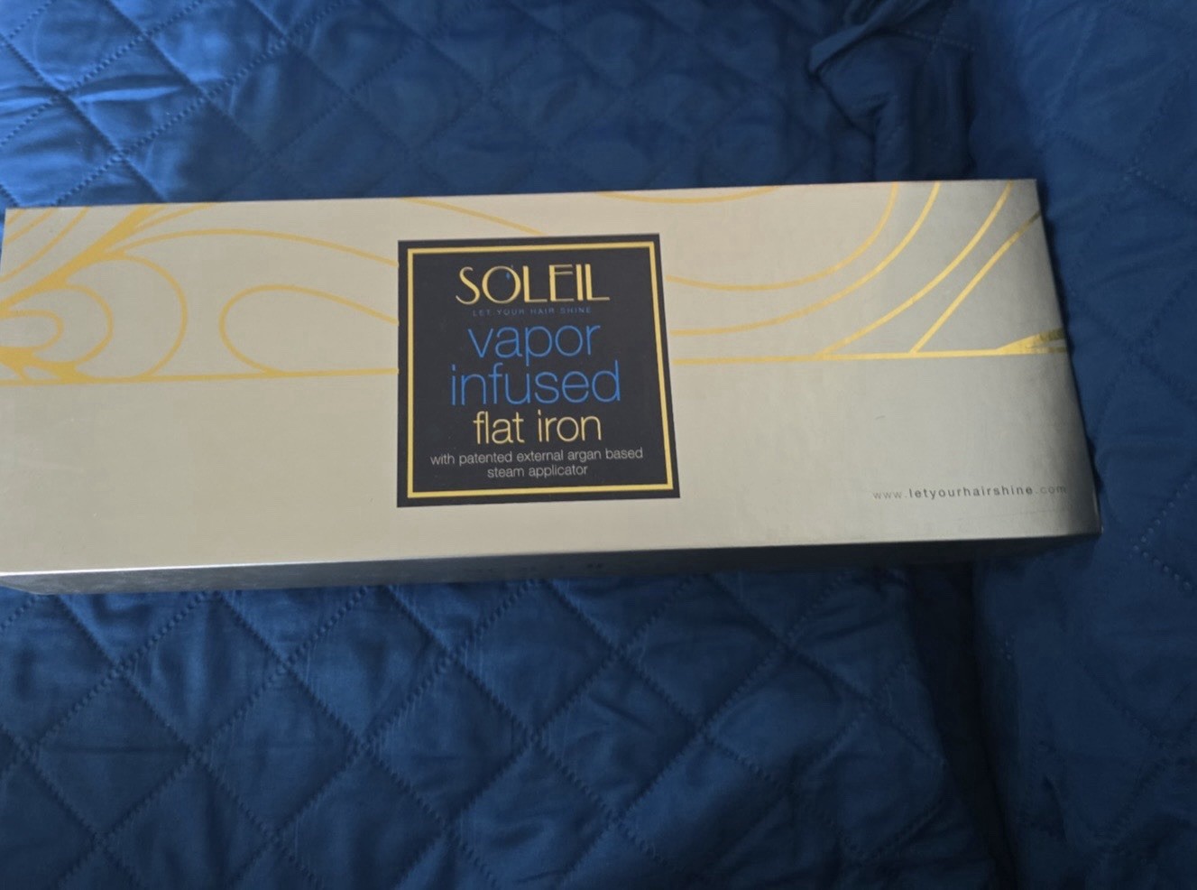 SOLEIL Vapor Infused+ FLAT IRON BRAND NEW MSRP $499 Metallic Blue