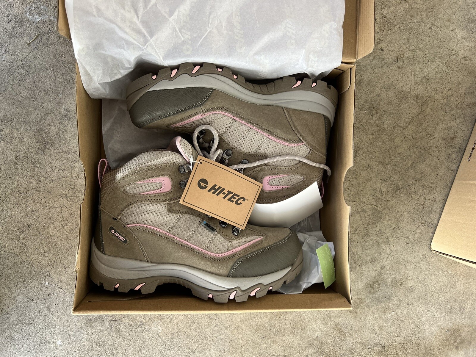 Hi Tec shoes women waterproof  Skamania Waterproof  Natural Pink