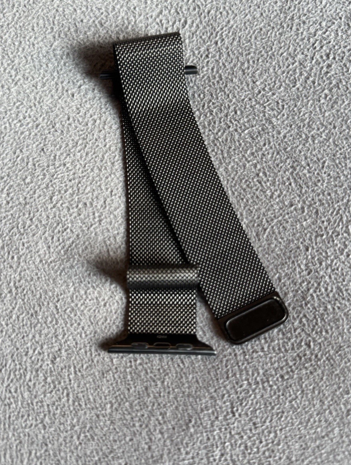 Apple Official Milanese Loop Band for Apple Watch) - Space Black/One Size 