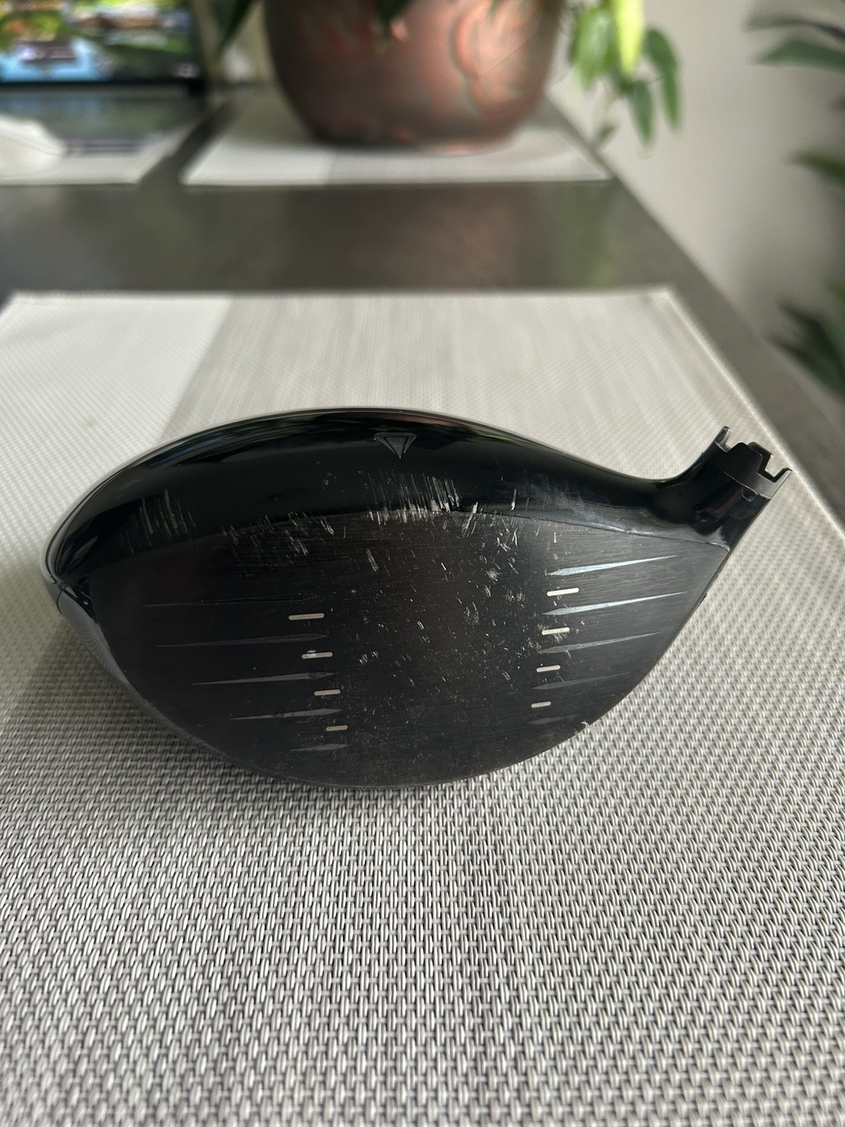 Titleist TSi2 Driver Head 10.5* RH (Head Only) + Head Cover - Pre Owned