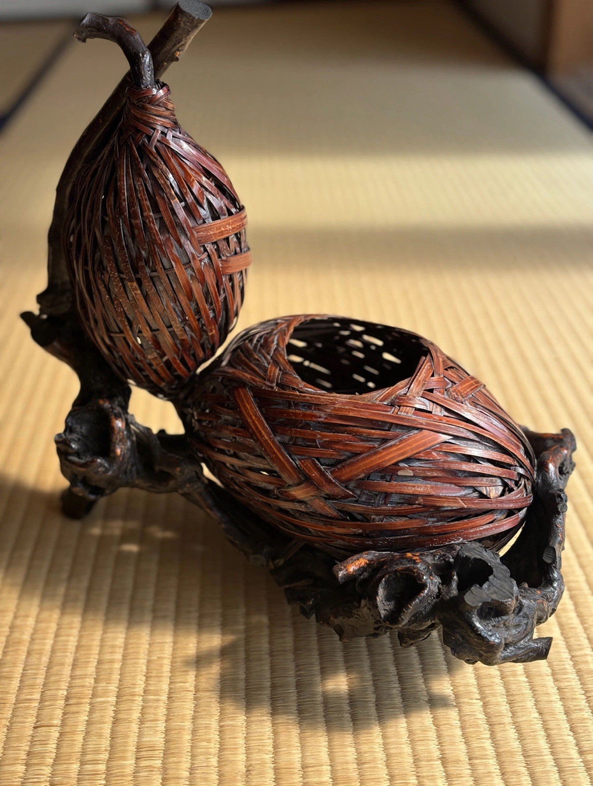 Japanese Hyotan Double-Gourd Hanakago Ikebana Basket with natural root stand. 