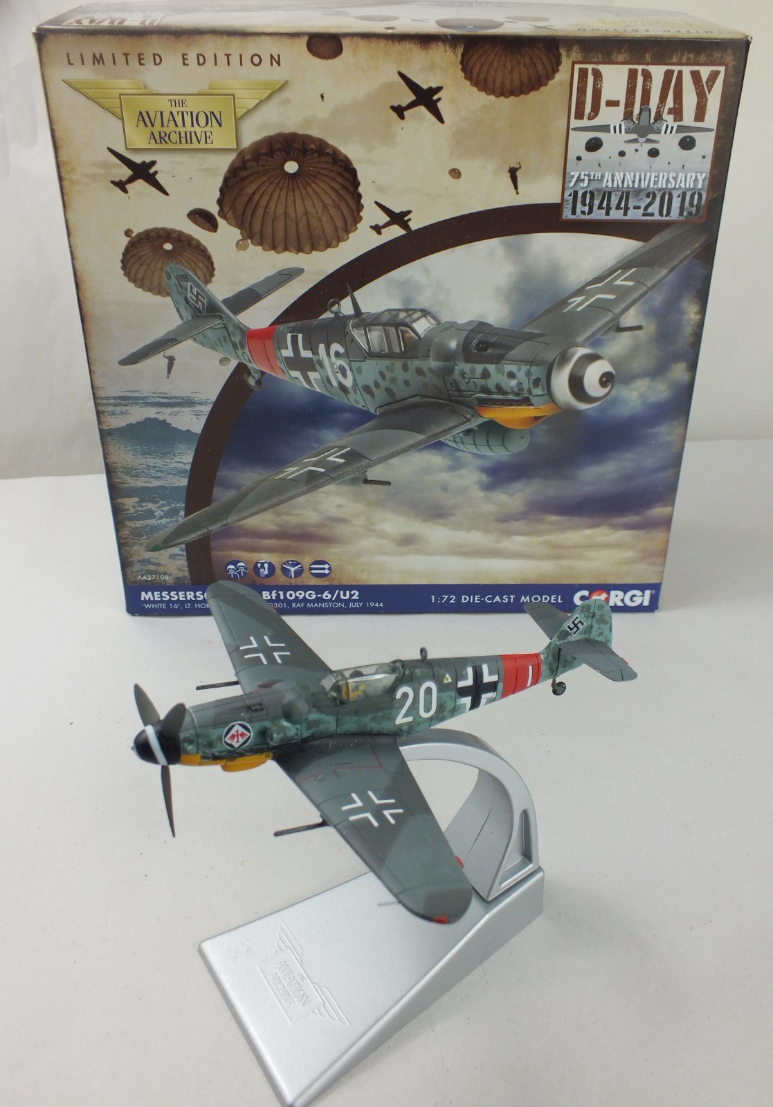 Corgi AA27108 1:72 Messerschmitt Bf109G-6/U2 *See Condition*