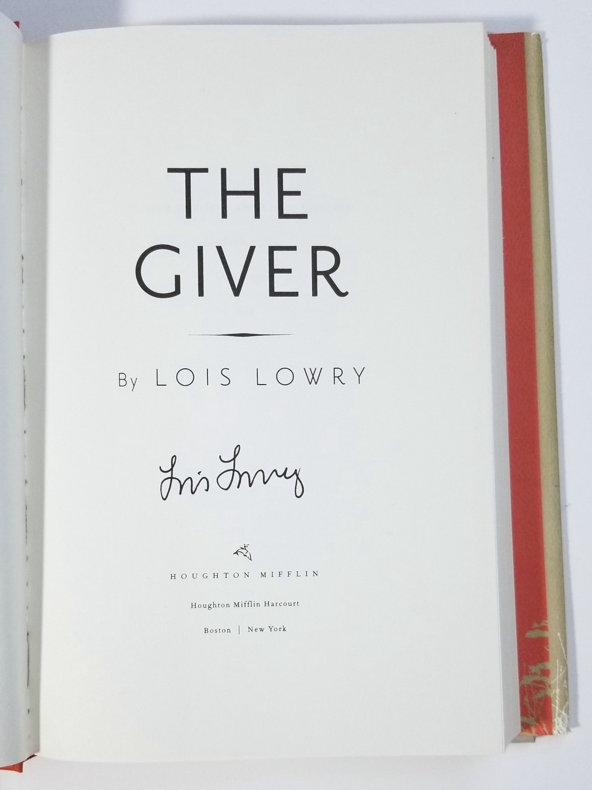 Lois Lowry author REAL hand SIGNED The Giver Hardcover Book COA Autographed