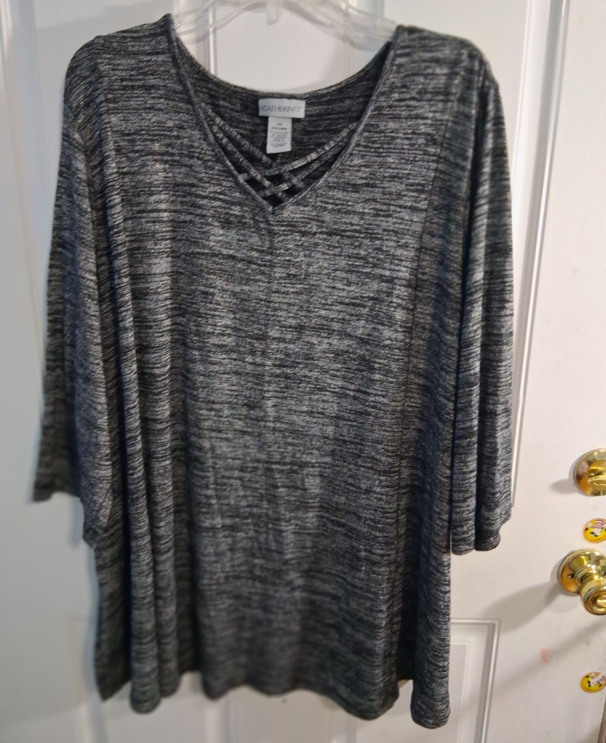 Catherines Women’s Plus 3X Gray/Black Heathered Knit V-Neck 3/4 Sleeve Top Catherines Women’s Plus 3X Gray/Black Heathered Knit V-Neck 3/4 Sleeve Top