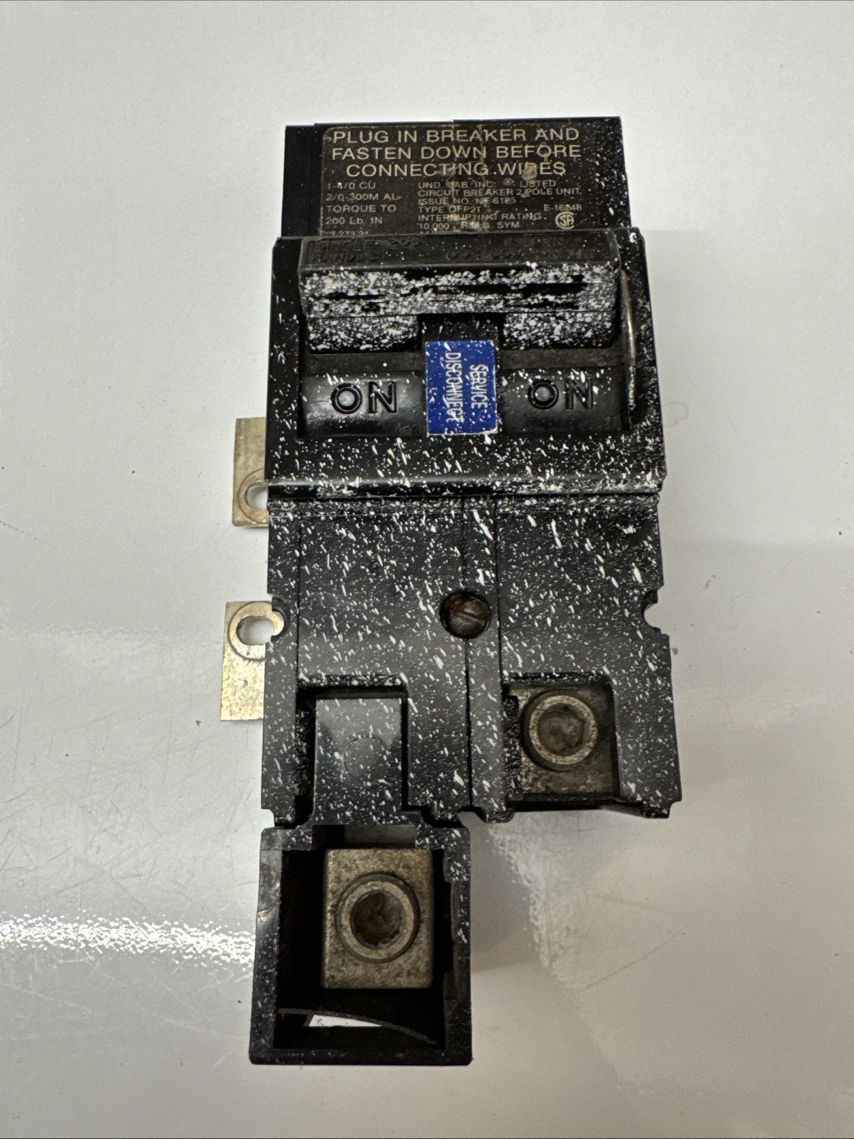 CHALLENGER QFP2T 200 AMP 240V 2 POLE CIRCUIT BREAKER W/MOUNTING FEET 200A CHALLENGER QFP2T 200 AMP 240V 2 POLE CIRCUIT BREAKER W/MOUNTING FEET 200A