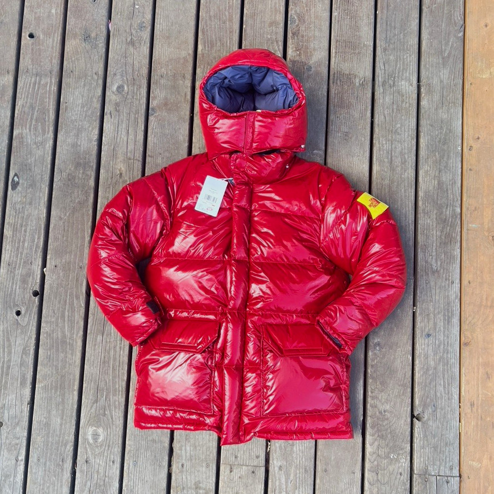 The North Face Brown Label Men\'s Red 900 Down Hooded Puffer Jacket Size L The North Face Brown Label Men\'s Red 900 Down Hooded Puffer Jacket Size L