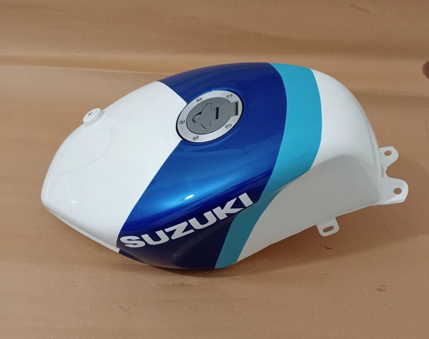 Suzuki RGV250 vj22 1991 -1994 Blue & White Painted Steel Petrol Tank + Cap |Fit