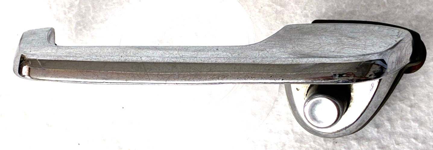 ORIGINAL 67-72 FORD F100 TRUCK EXTERIOR DOOR HANDLE,PULL,PUSH BUTTON,BOLT,NUT,19 ORIGINAL 67-72 FORD F100 TRUCK EXTERIOR DOOR HANDLE,PULL,PUSH BUTTON,BOLT,NUT,19