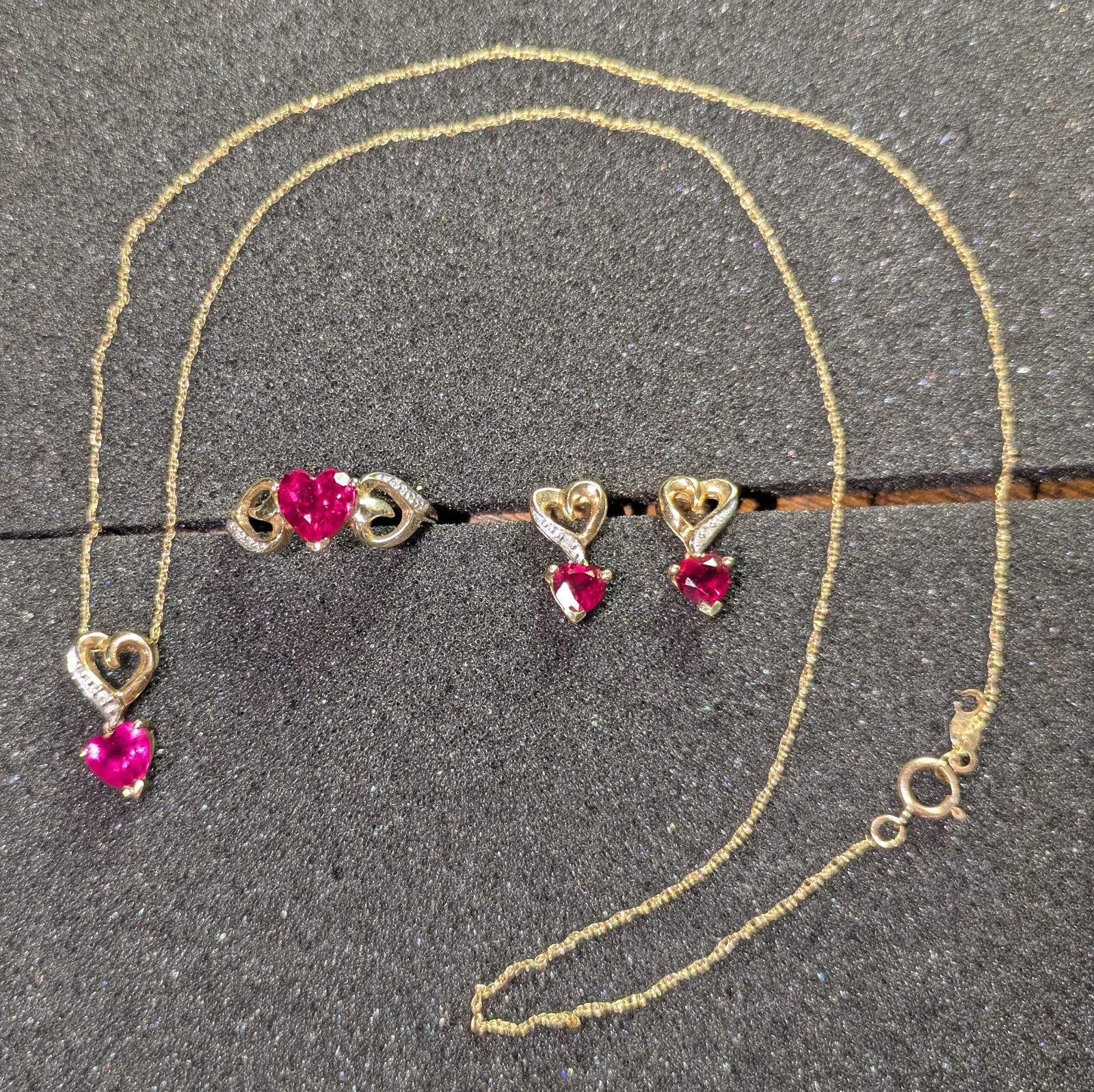 Vintage 10K Yellow Gold Set With Ruby/Diamond Ring,  Pendant, And Earings