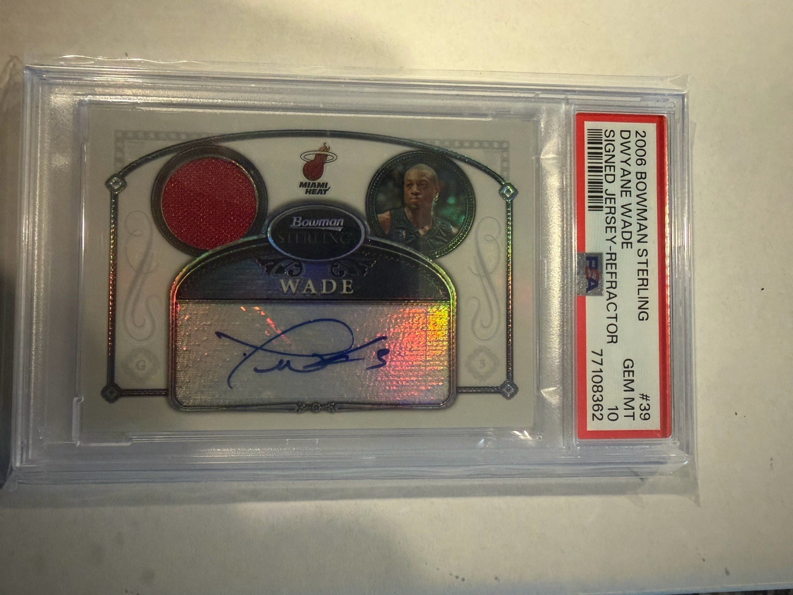 2006-07 Bowman Sterling - Dwyane Wade PSA 10 Auto #39 Refractor /199 (AU, MEM) 2006-07 Bowman Sterling - Dwyane Wade PSA 10 Auto #39 Refractor /199 (AU, MEM)