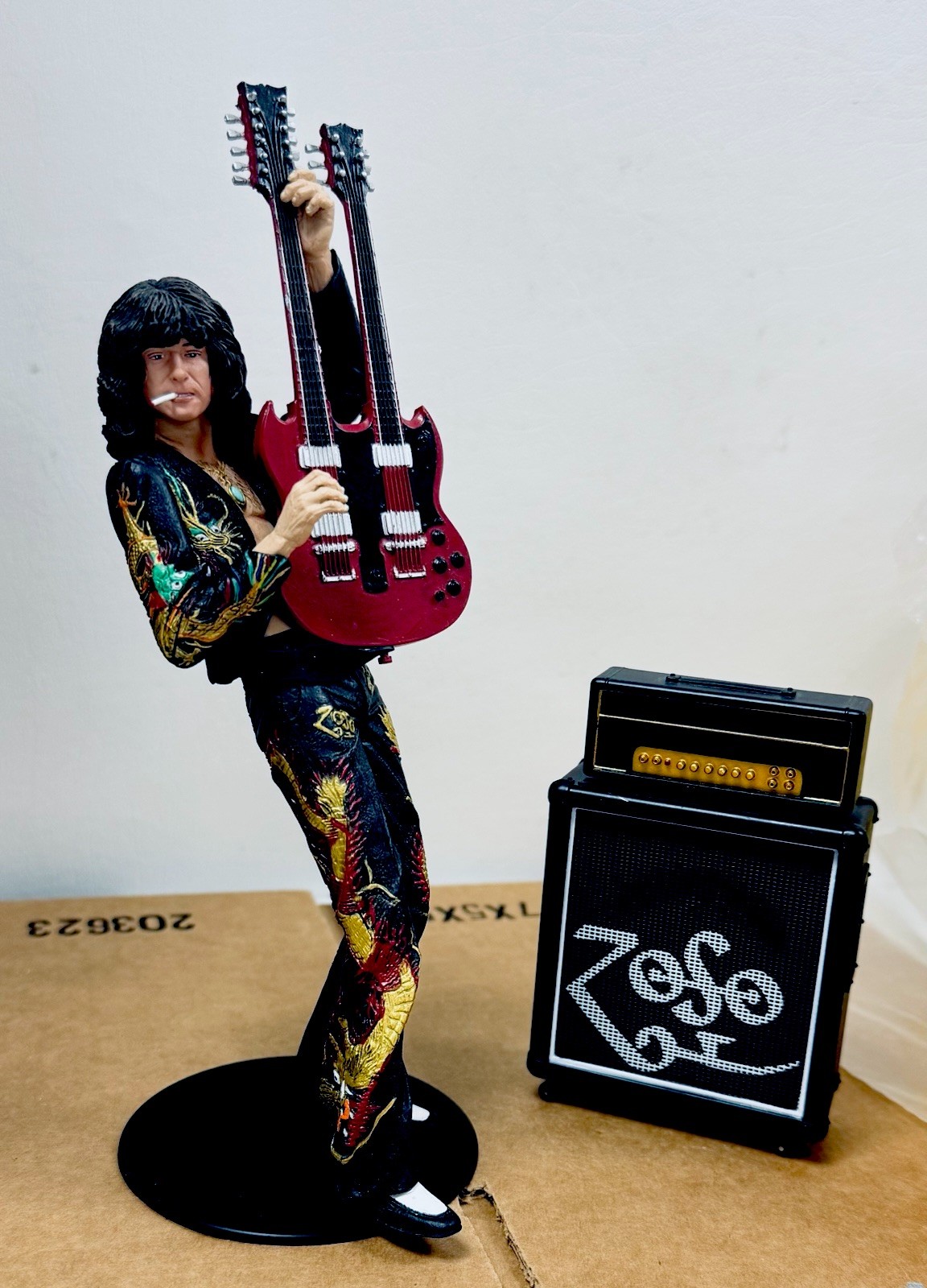 NECA Jimmy Page Led Zeppelin Zoso 7\