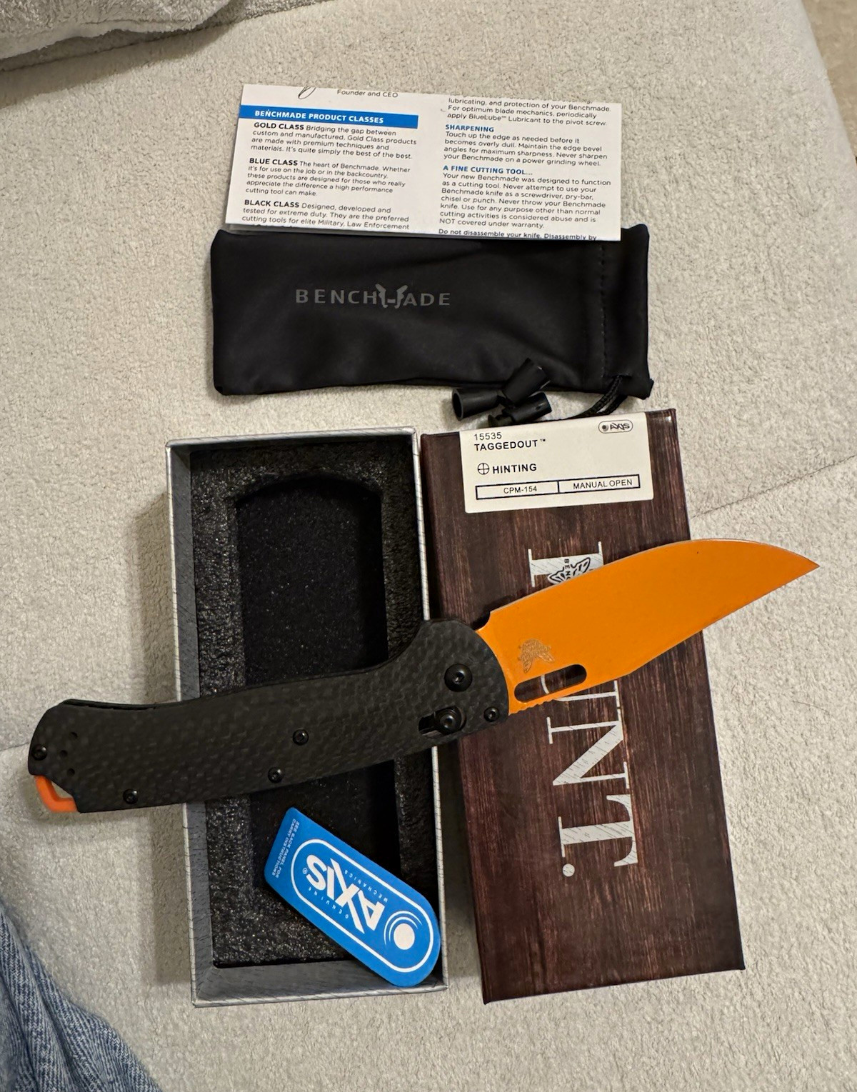 Benchmade Taggedout 15535 Orange Manual Pocketknife CPM-154 AXIS Plain Drop