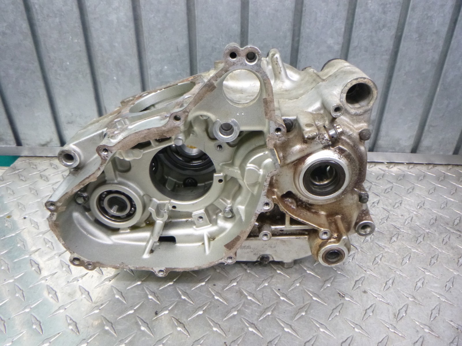 Engine Motor Crankcase Crank Case Block 2001 Kawasaki Eliminator 125