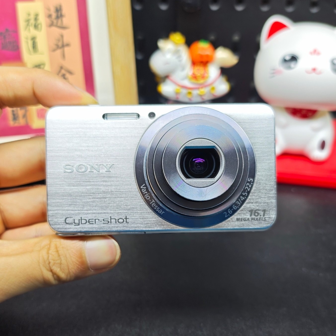 Sony DSC-W630 Cyber-shot 16.1MP Digital Camera 5X Zoom Optical SteadyShot Silver