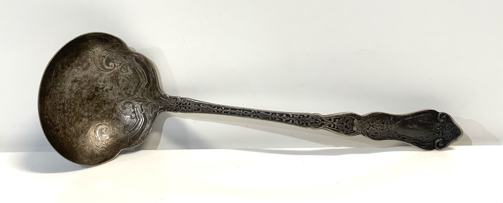 Antique WM Rogers & Son AA 1900 Ornate Silver Plate Ladle