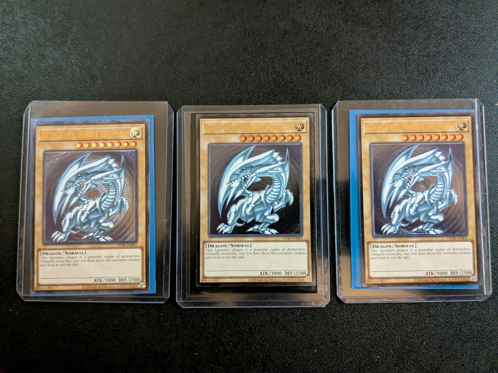 Yugioh OTS 28 Ultimate Rare Blue-eyes White Dragon x 3 Yugioh OTS 28 Ultimate Rare Blue-eyes White Dragon x 3