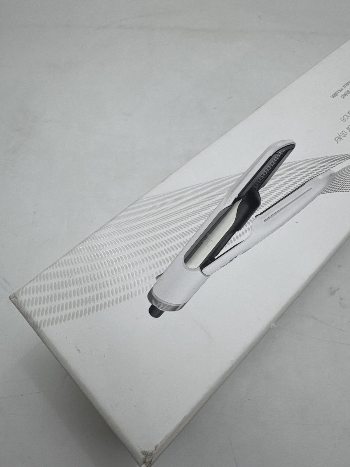 WHITE - GHD DUET STYLE POWER COUPLE | DUET 2-IN-1 HOT AIR HAIR STYLER AND SLEEK