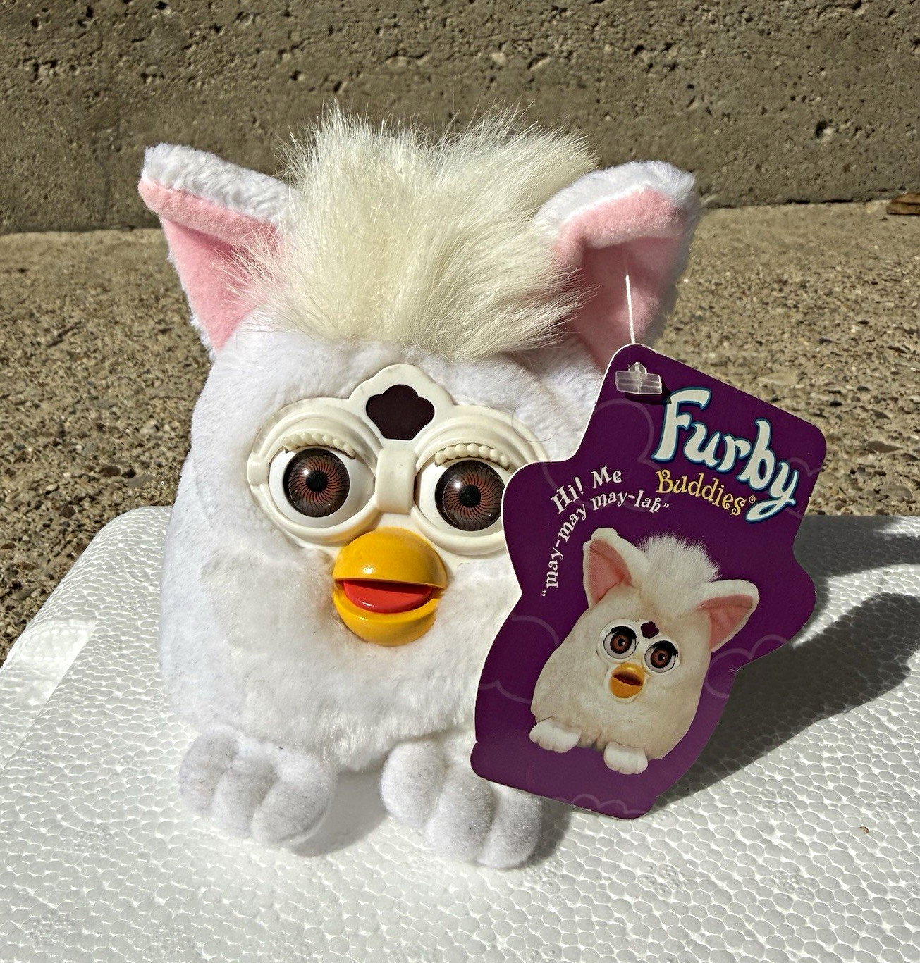 Vintage Tiger Furby Buddies White “Love Hug”Plush Toy 1999 MPN 70-719