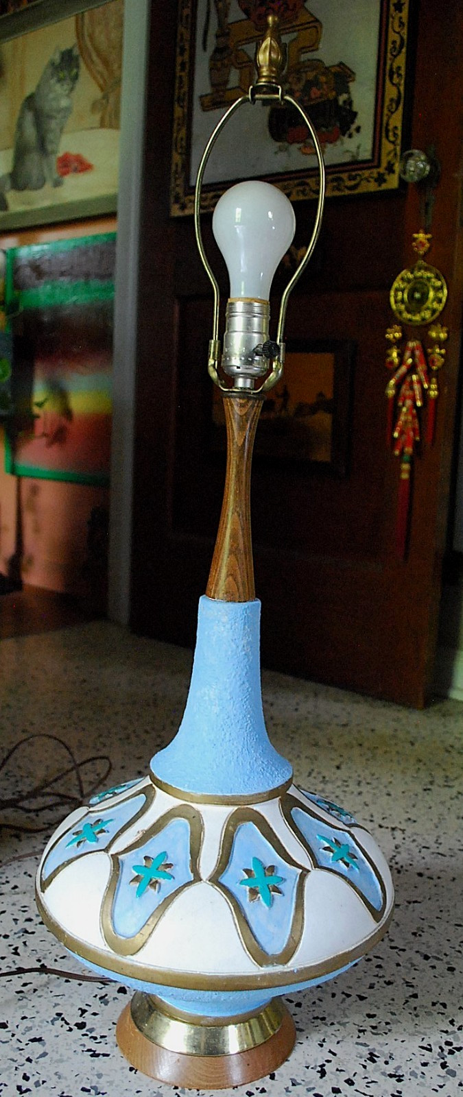 Vtg MCM UFO SPUTNIK ATOMIC TABLE LAMP Stucco Plaster TEAK NECK 31.5