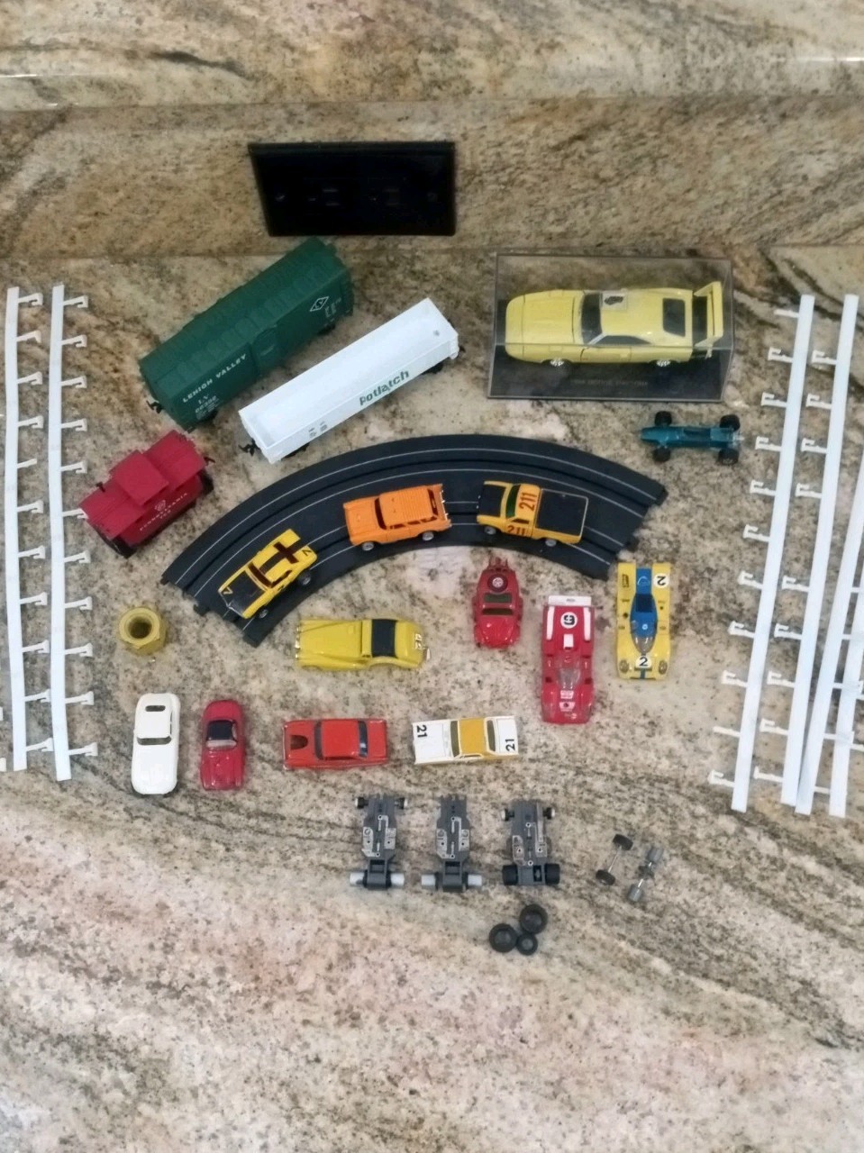 aurora afx slot car lot, ho Trains hot Wheel Redline All Vintage aurora afx slot car lot, ho Trains hot Wheel Redline All Vintage
